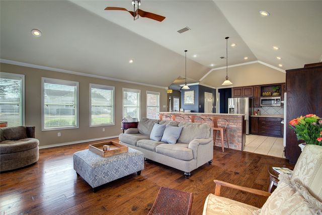 1079 Country Club Road, Sulphur Springs, TX 75482