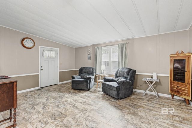 1537 Valencia Drive, Lillian, AL 36549