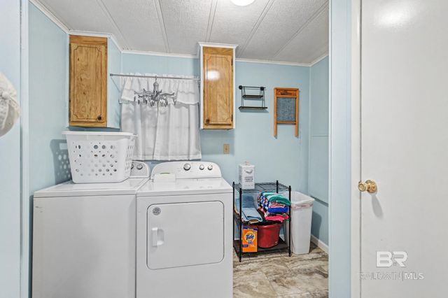 1537 Valencia Drive, Lillian, AL 36549