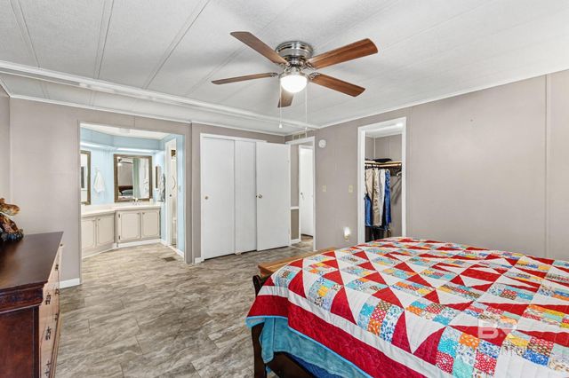 1537 Valencia Drive, Lillian, AL 36549