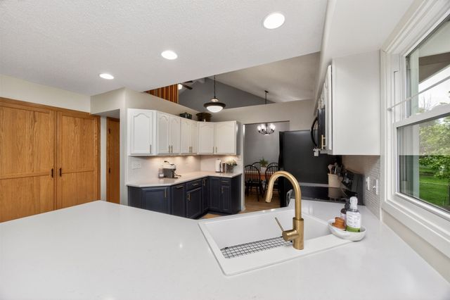 390 SW Kennybrook Drive, Grimes, IA 50111
