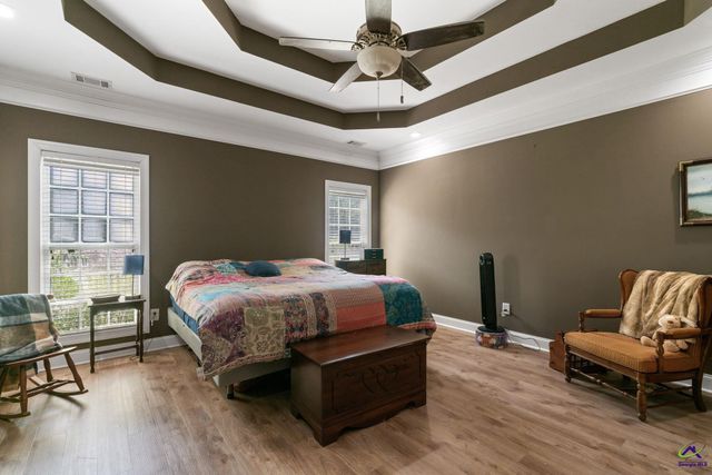 308 Live Oak Court, Kathleen, GA 31047