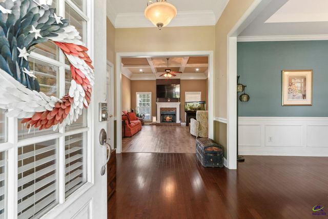 308 Live Oak Court, Kathleen, GA 31047