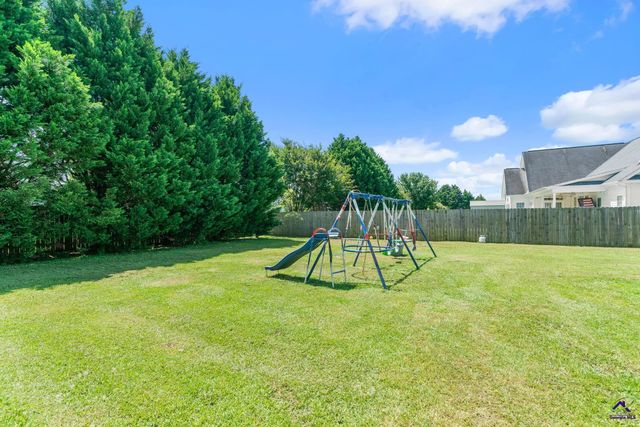 308 Live Oak Court, Kathleen, GA 31047