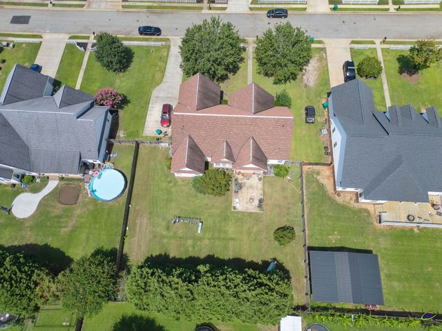 308 Live Oak Court, Kathleen, GA 31047