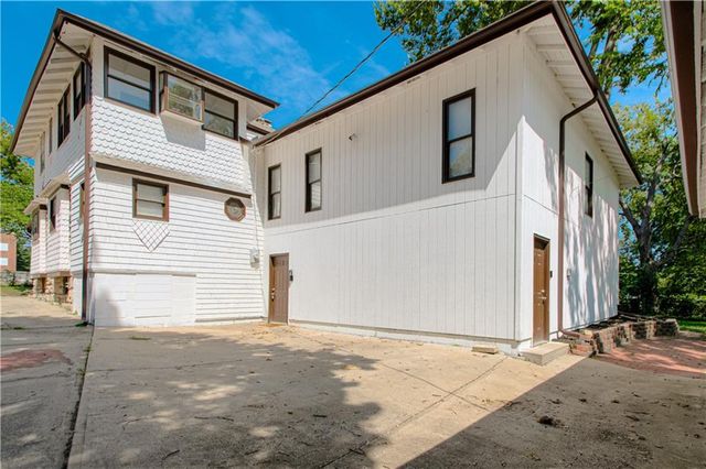 1315 E 75 Street, Kansas City, MO 64131