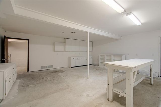 1315 E 75 Street, Kansas City, MO 64131