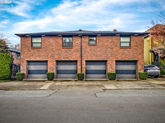 929 Se 16TH Ave 3, Portland, OR 97214