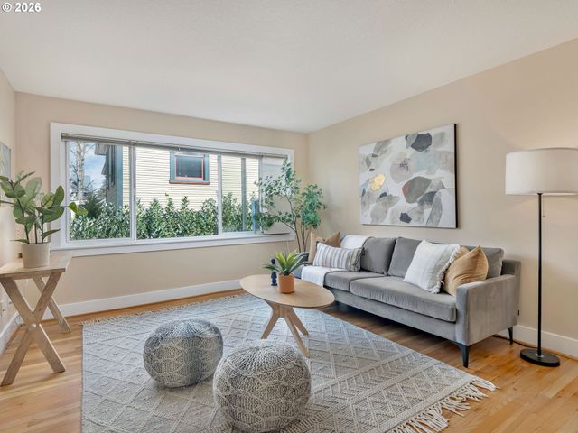 929 Se 16TH Ave 3, Portland, OR 97214