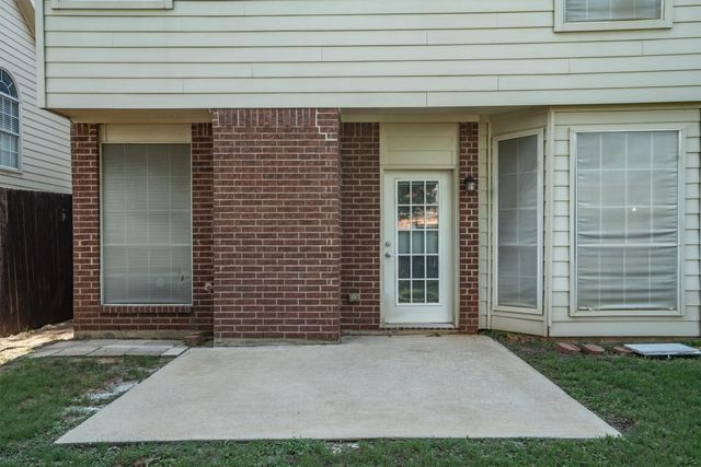 1092 Rosewood Drive, Grapevine, TX 76051