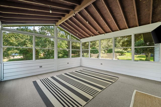 1016 Tomahawk Lane, Niles City, MI 49120