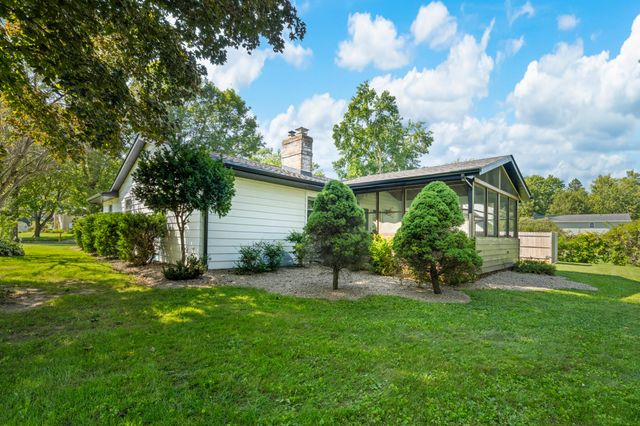 1016 Tomahawk Lane, Niles City, MI 49120