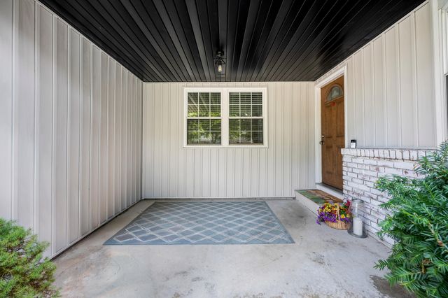 1016 Tomahawk Lane, Niles City, MI 49120