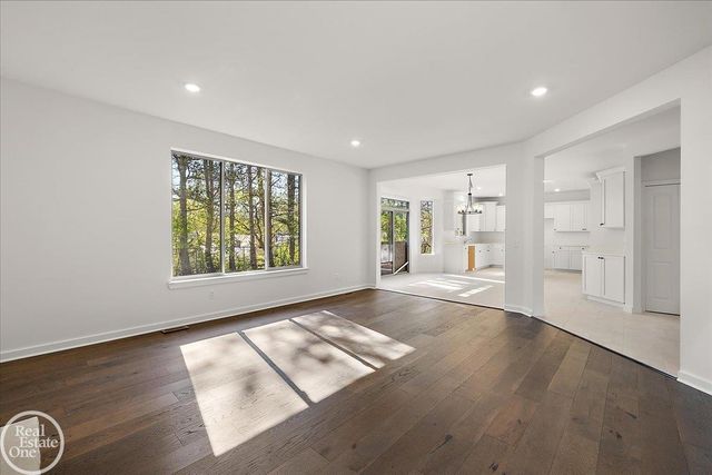 50710 Summit View Drive, Macomb Twp, MI 48044