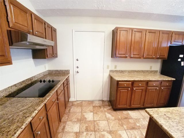 2111 Echo Ridge, Sugar Land, TX 77478