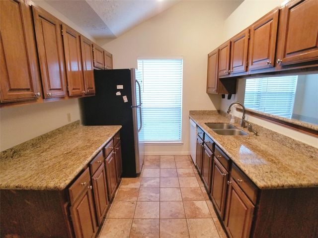 2111 Echo Ridge, Sugar Land, TX 77478
