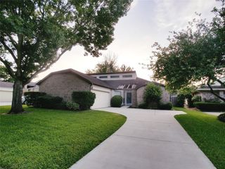 2111 Echo Ridge, Sugar Land, TX 77478