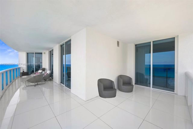 2711 S Ocean Dr 902, Hollywood, FL 33019