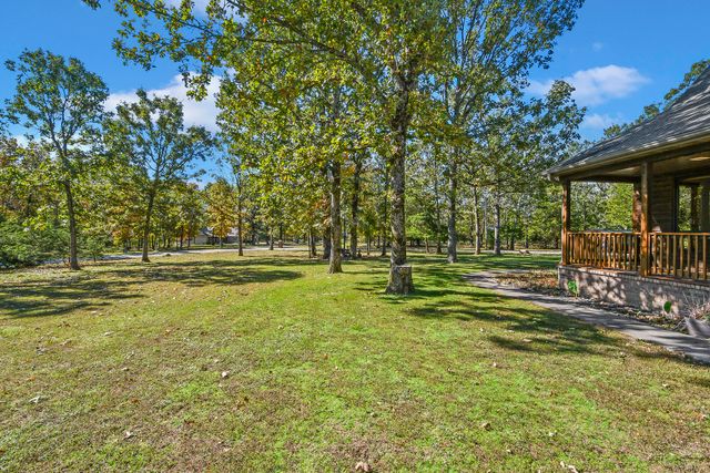 1452 Spring Valley Loop, Marshfield, MO 65706