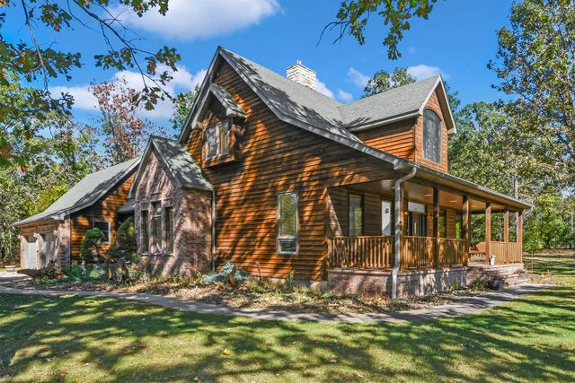 1452 Spring Valley Loop, Marshfield, MO 65706