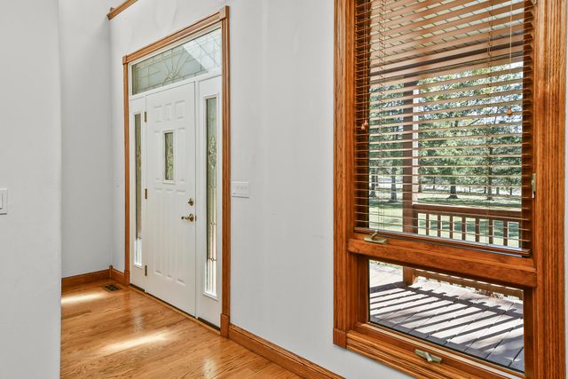 1452 Spring Valley Loop, Marshfield, MO 65706