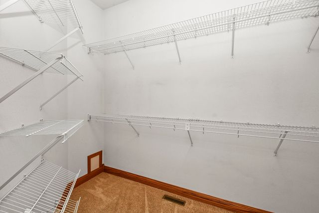 1452 Spring Valley Loop, Marshfield, MO 65706