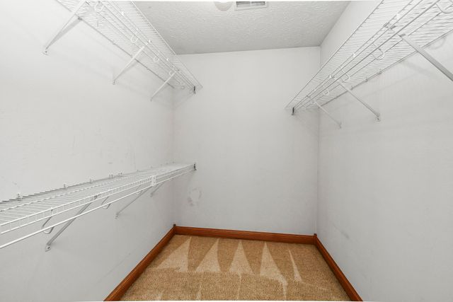 1452 Spring Valley Loop, Marshfield, MO 65706