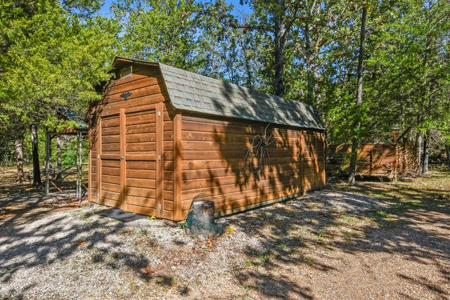 1452 Spring Valley Loop, Marshfield, MO 65706