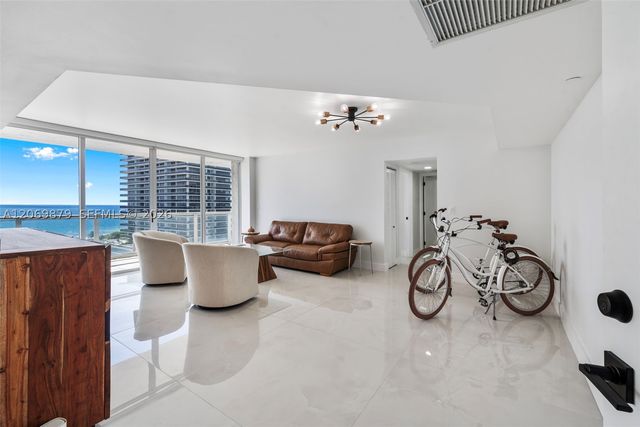 5900 Collins Ave 1204, Miami Beach, FL 33140