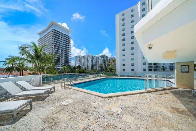 5900 Collins Ave 1204, Miami Beach, FL 33140