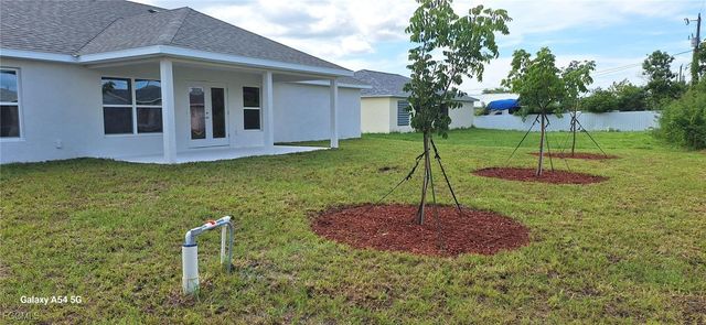 2215 NE 22nd PL, Cape Coral, FL 33909