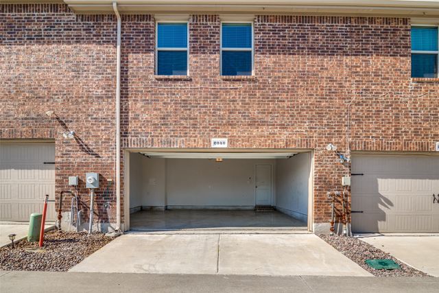 2040 Juniper Pass Way, Mesquite, TX 75149