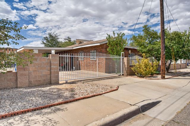 2216 E Commercial Street NE, Albuquerque, NM 87102