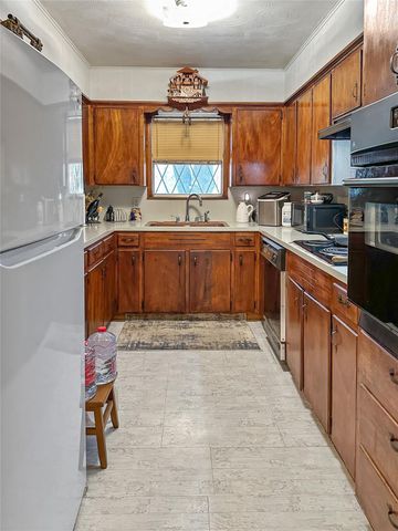 312 S 5th Street, Crockett, TX 75835