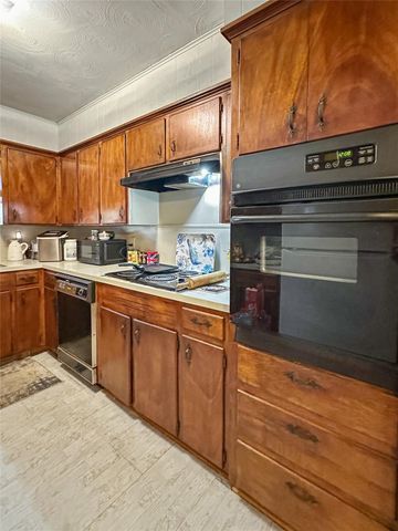 312 S 5th Street, Crockett, TX 75835