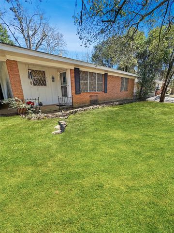 312 S 5th Street, Crockett, TX 75835