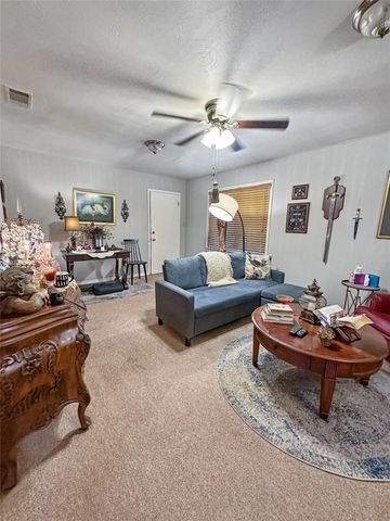 312 S 5th Street, Crockett, TX 75835