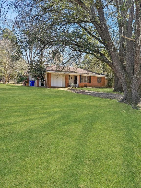 312 S 5th Street, Crockett, TX 75835