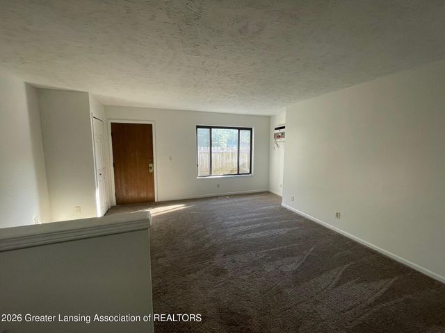 2140 Adelpha Avenue, Holt, MI 48842