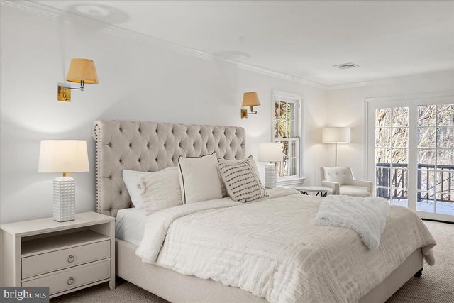 1727 HOBAN RD NW, Washington, DC 20007