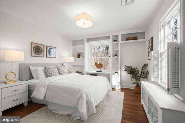 1727 HOBAN RD NW, Washington, DC 20007