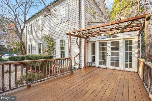 1727 HOBAN RD NW, Washington, DC 20007