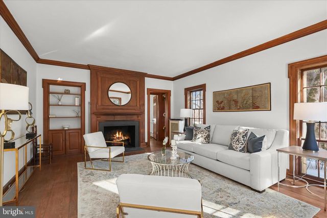 1727 HOBAN RD NW, Washington, DC 20007