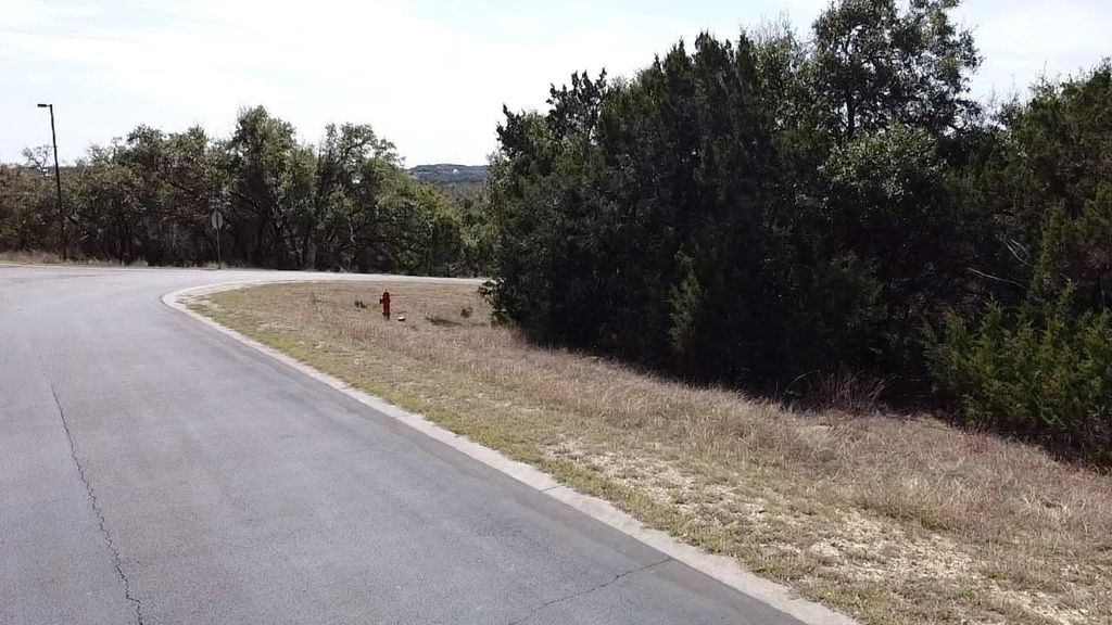 505 Cielo VIS, Canyon Lake, TX 78133