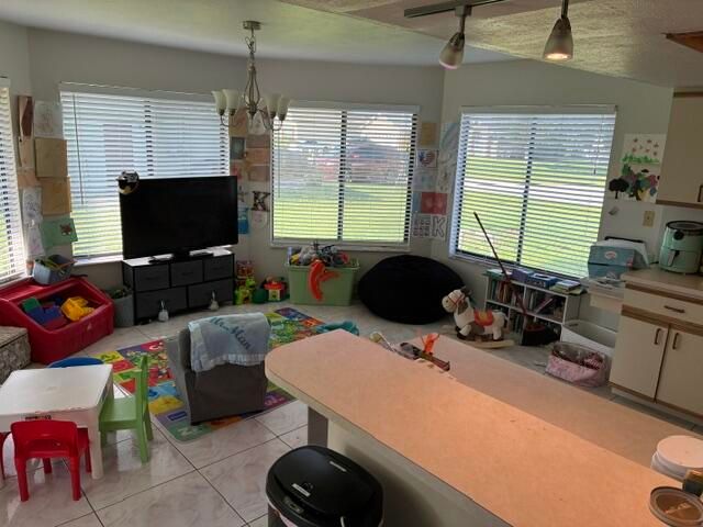 6907 NW HERSHY Circle, Port St. Lucie, Port St Lucie, FL 34983