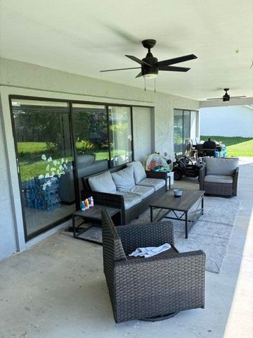 6907 NW HERSHY Circle, Port St. Lucie, Port St Lucie, FL 34983