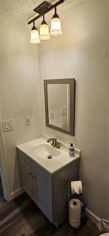 38101 10TH AVENUE, Zephyrhills, FL 33542