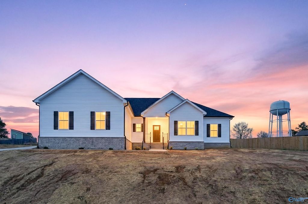 206 Rustic Trace, Grant, AL 35747