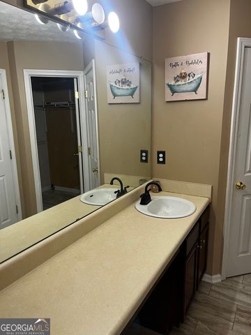 6675 Princeton Park Ct, Lithonia, GA 30058