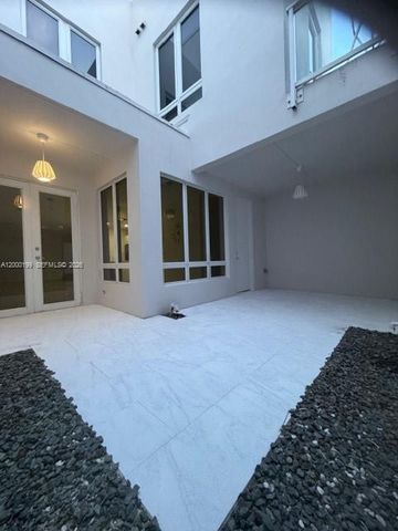 6434 NW 104th Ct 6434, Doral, FL 33178